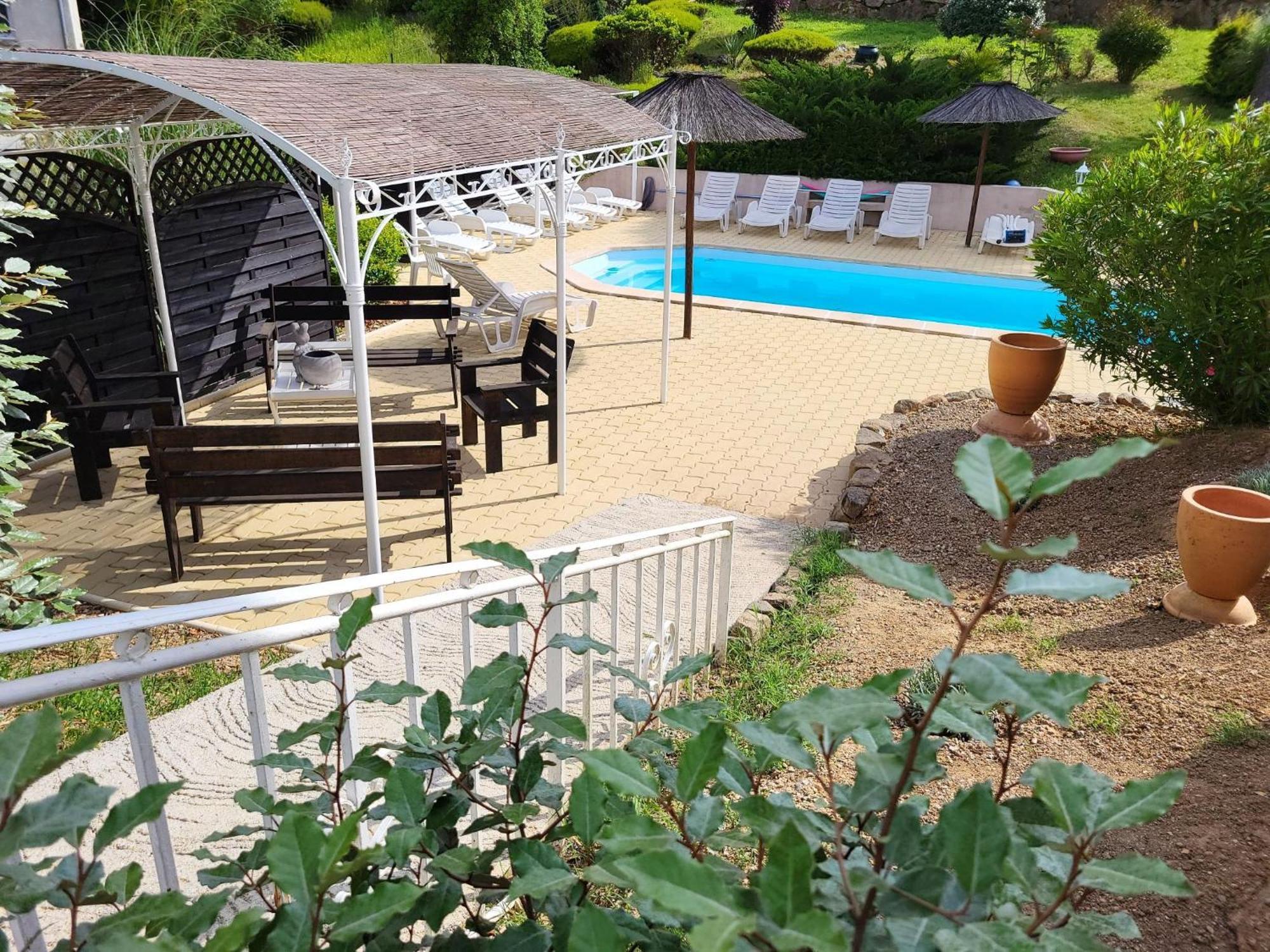la Soleiade Gites 2à4 pers au Lac de Saint-Cassien proximité Cannes Mandelieu la Napoule Frejus St Raphael Montauroux Extérieur photo
