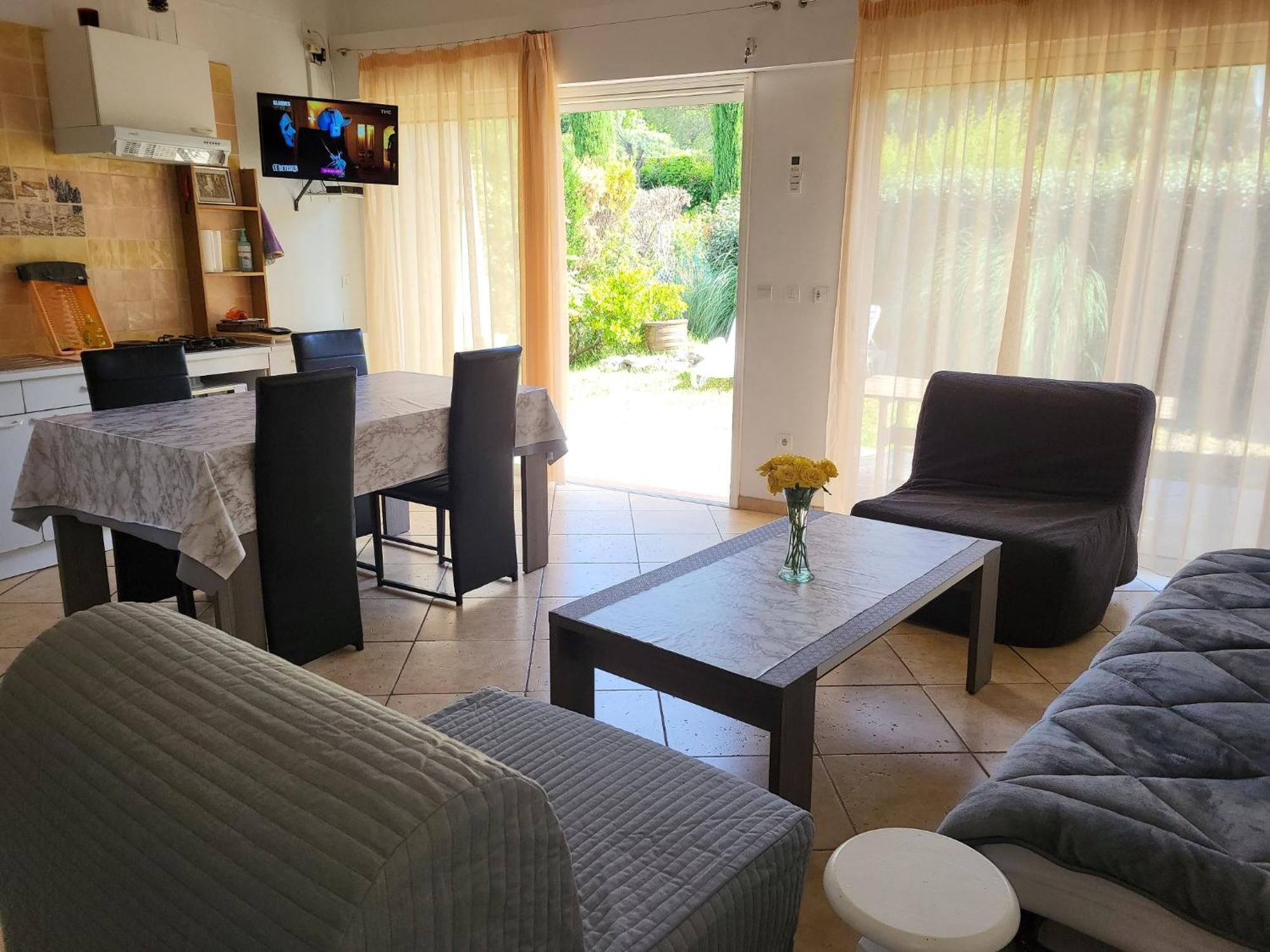 la Soleiade Gites 2à4 pers au Lac de Saint-Cassien proximité Cannes Mandelieu la Napoule Frejus St Raphael Montauroux Extérieur photo
