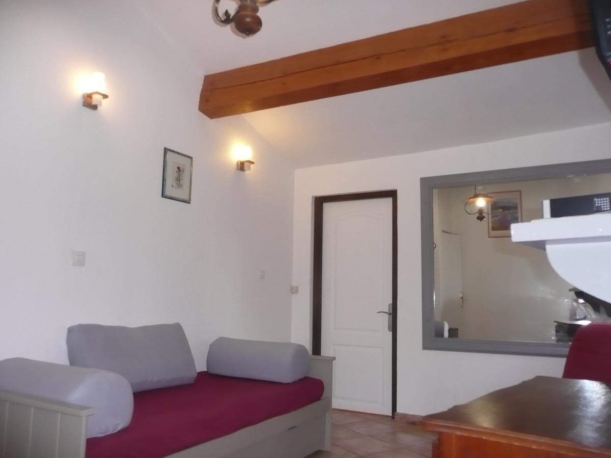 la Soleiade Gites 2à4 pers au Lac de Saint-Cassien proximité Cannes Mandelieu la Napoule Frejus St Raphael Montauroux Extérieur photo